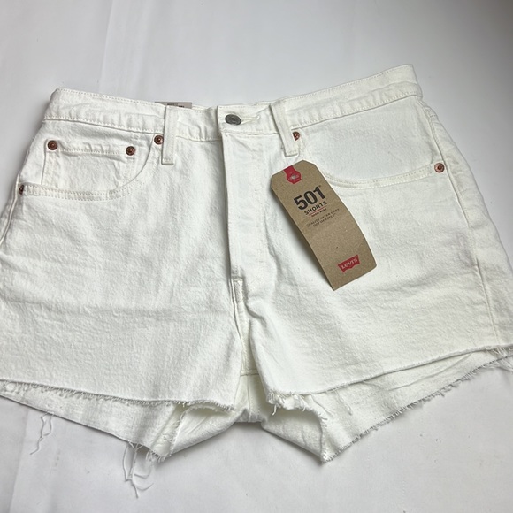 Levi's Pants - NWT! LEVI’S 501 High Rise Button Fly White Shorts Cut Off Raw Hem 30
